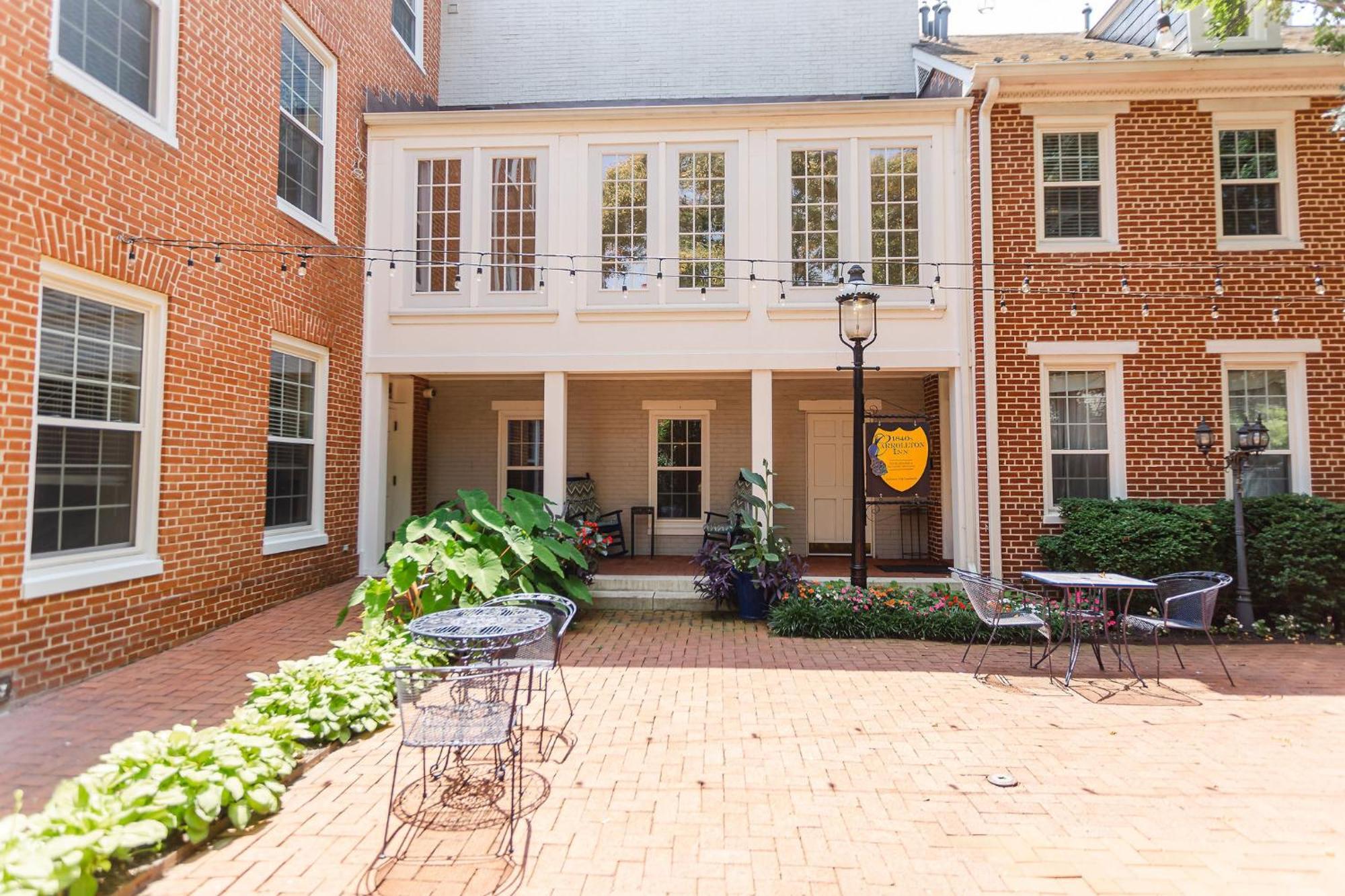 1840s Carrollton Bed & Breakfast