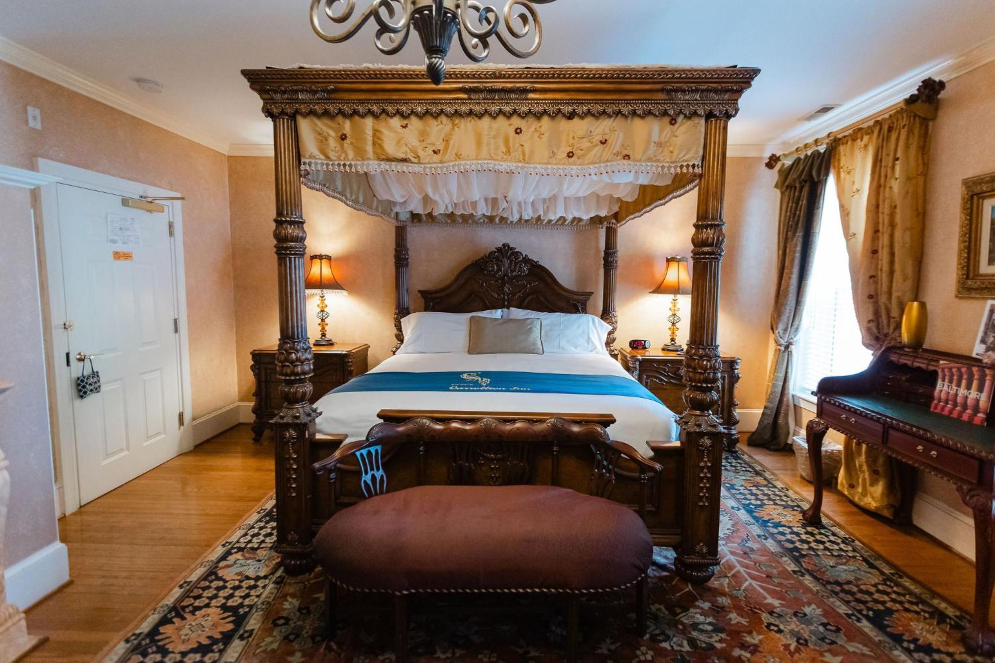 1840s Carrollton Bed & Breakfast